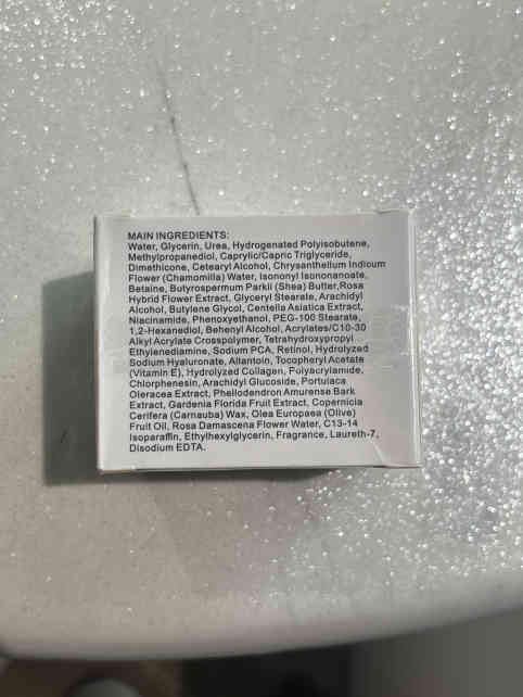 Ras Age Defying Retinol for Face, Plums out Fine Lines, Reduces Large Pores, Detoxify Skin from Free Redicals, Gives youthful Look, With Vitamin B3, Rose Extract, Chamomile, Centella Asiatica 50ml