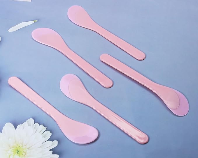 ONLYKXY 5pcs 5inch Plastic Beauty Spoon Facial Cream Brush Makeup Scoop Mud Reusable Cosmetic Dig Scoop Spatula Mask Tip for Lotions Moisturizers Home Salon DIY Facemask Mixing Sampling (Pink)
