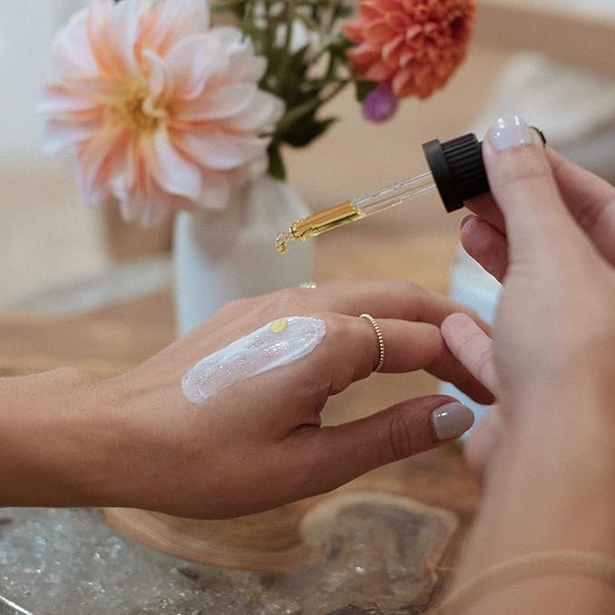 Facial Oil | Restorative Facial Oil For Dry Skin | Formulated With Rose Hip Oil, Jojoba Oil - 30 ml