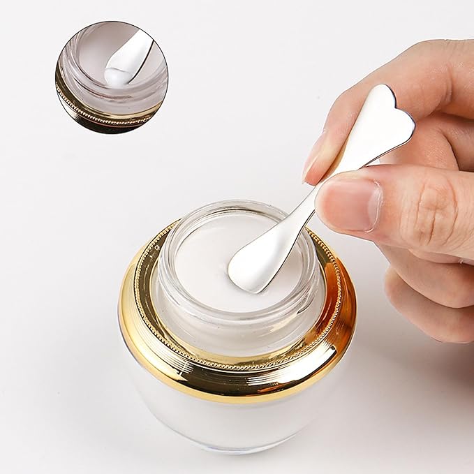 Aswewamt 6Pcs Mini Metal Makeup Spatula Facial Massage Scoop Heart-shaped Skincare Spatula Silver Cream Dig Beauty Spoons Reusable Cosmetic Applicator for Mixing and Sampling Face Mask Cream Lotions