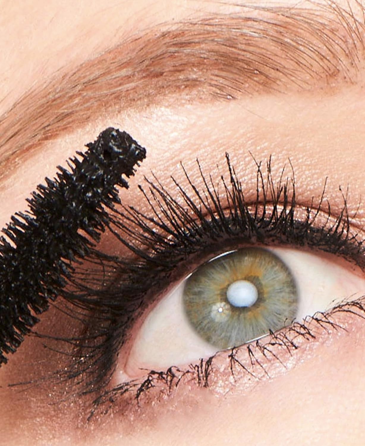 Wander Beauty Unlashed Volume & Curl Mascara - Volumizing, Lash Curling Mascara - 9 in 1 Multitasking Smudge-Proof Black Mascara - Nourish & Reduce Fallout With Peach Leaf, Vitamin E & B5 - 0.31 fl oz