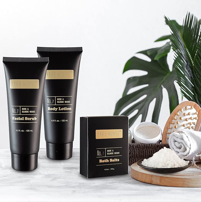 Mens Bath and Body Gift Set - Musk and Blonde Woods - Luxury Christmas, Birthday, Fathers Day Gifts From Daughter, Wife, Son For Dad, Husband - Relaxing Spa Kit for Him in Toiletry Bag