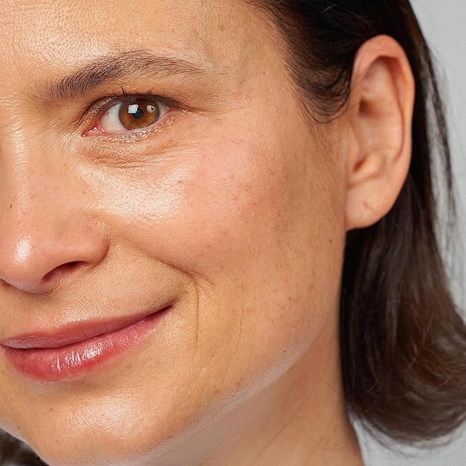 The Peeling Night Cream - Visibly Brighter Skin - Smooth And Radiant Complexion - Deeply Exfoliates And Nourishes - Hypoallergenic - Vegan - Normal, Combination And Oily Skin Types - 1.3 Oz